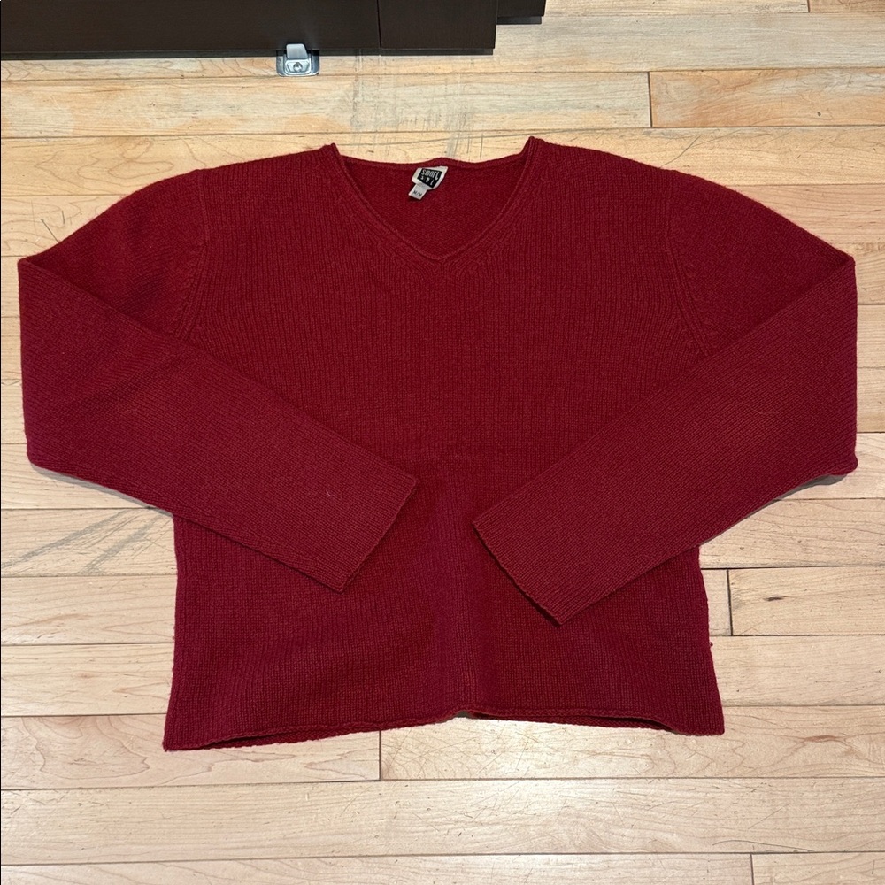Smart Set Red V-Neck wool Sweater